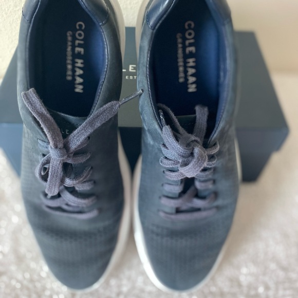 Cole Haan Men’s GrandPrø Rally Nubuck Laser Cut Sneakers in Navy Size 9.5M - Picture 8 of 15